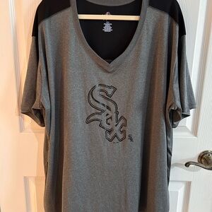 Chicago White Sox Majestic Grey & Black Fan Fashion T-Shirt